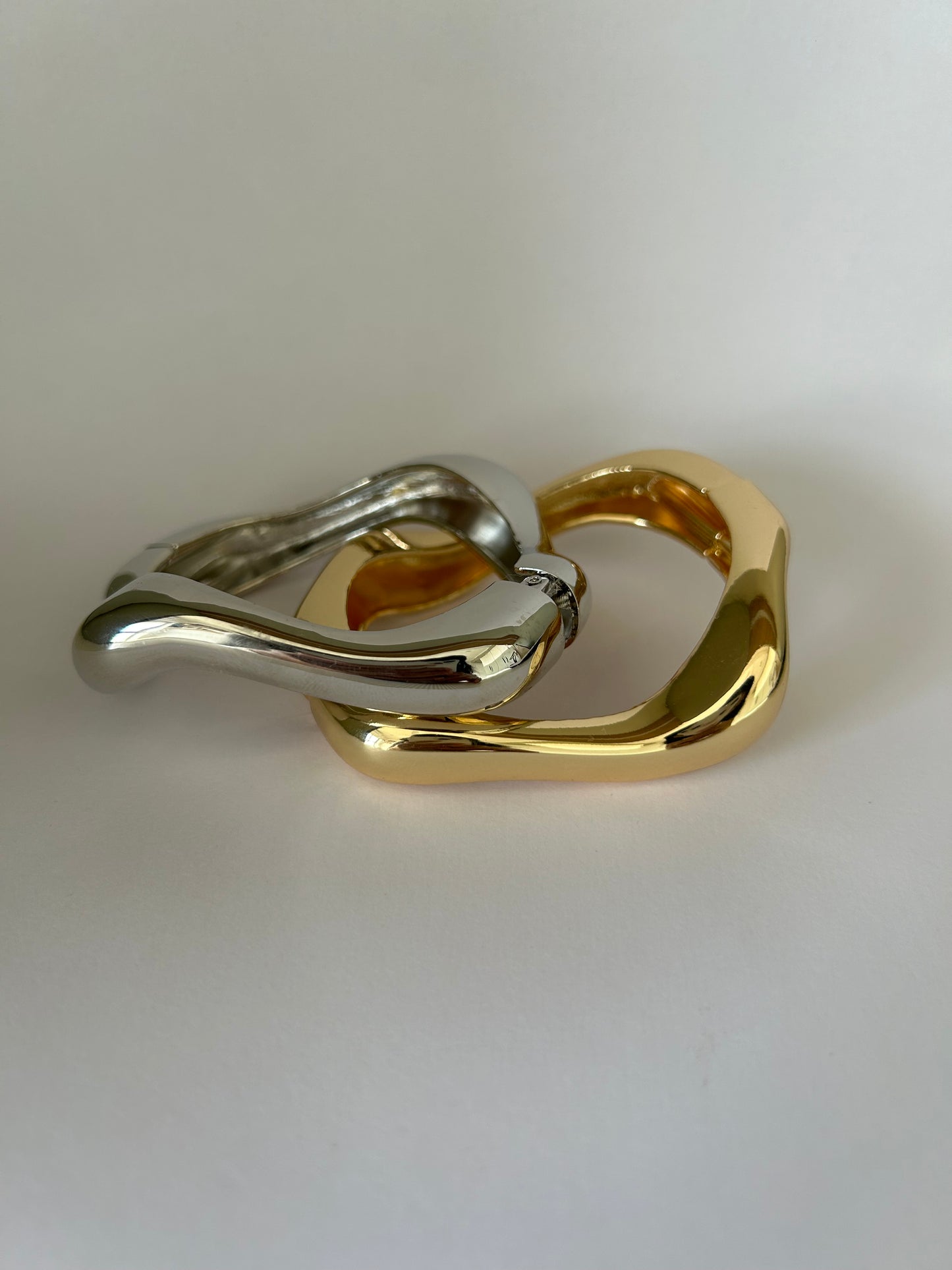 VINTAGE ASYMMETRICAL BANGLE
