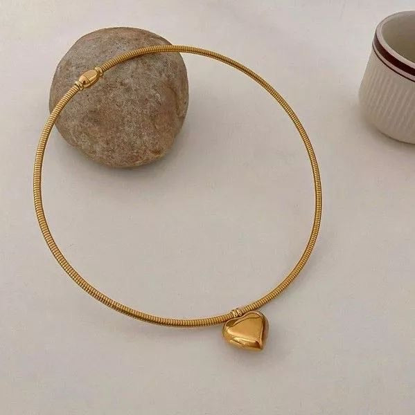 CHUNKY HEART CHAIN