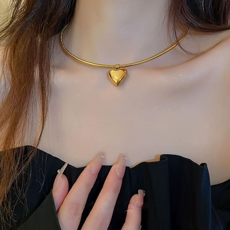 CHUNKY HEART CHAIN