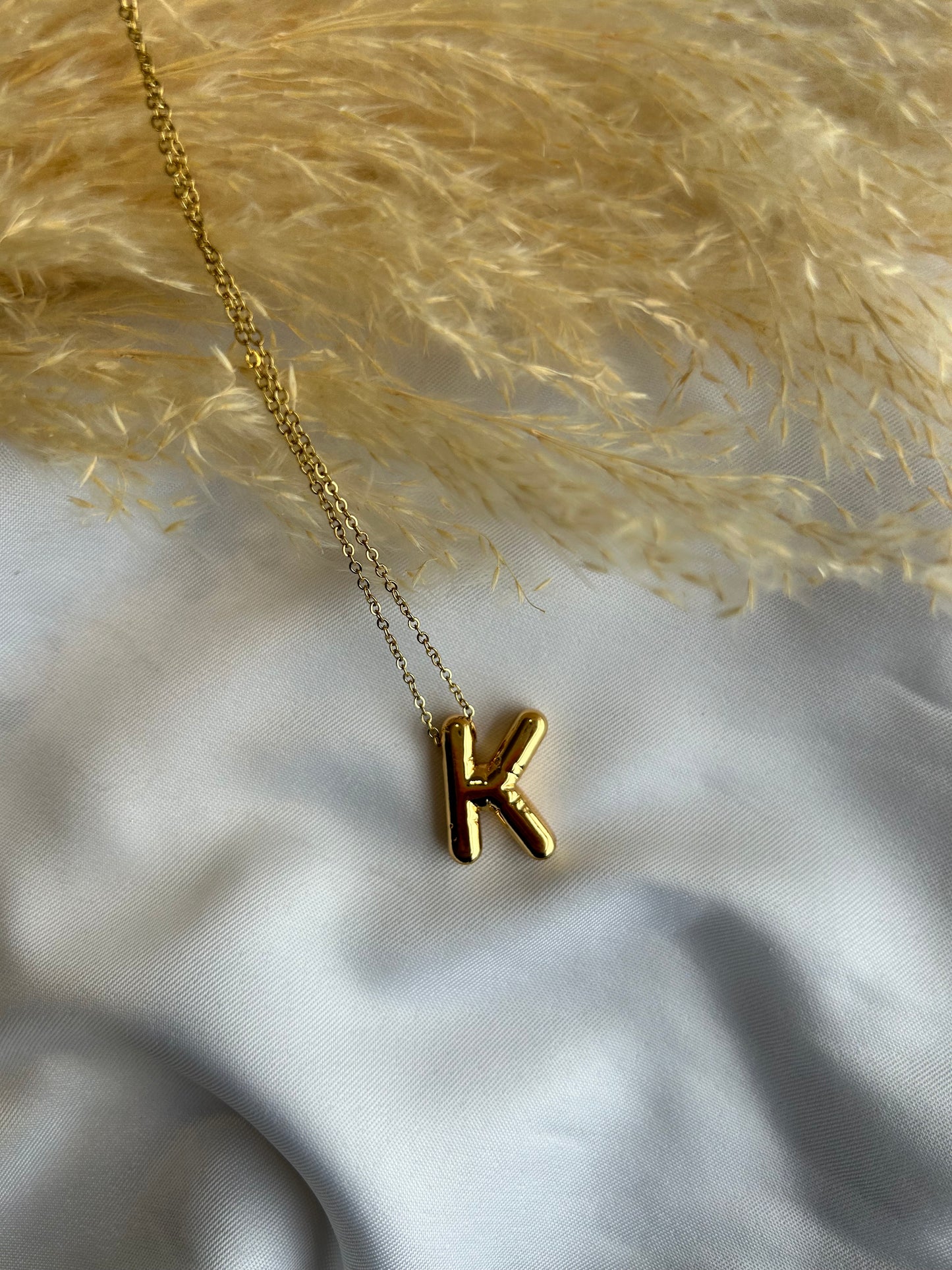 BUBBLE INITIAL NECKLACE (GOLD)