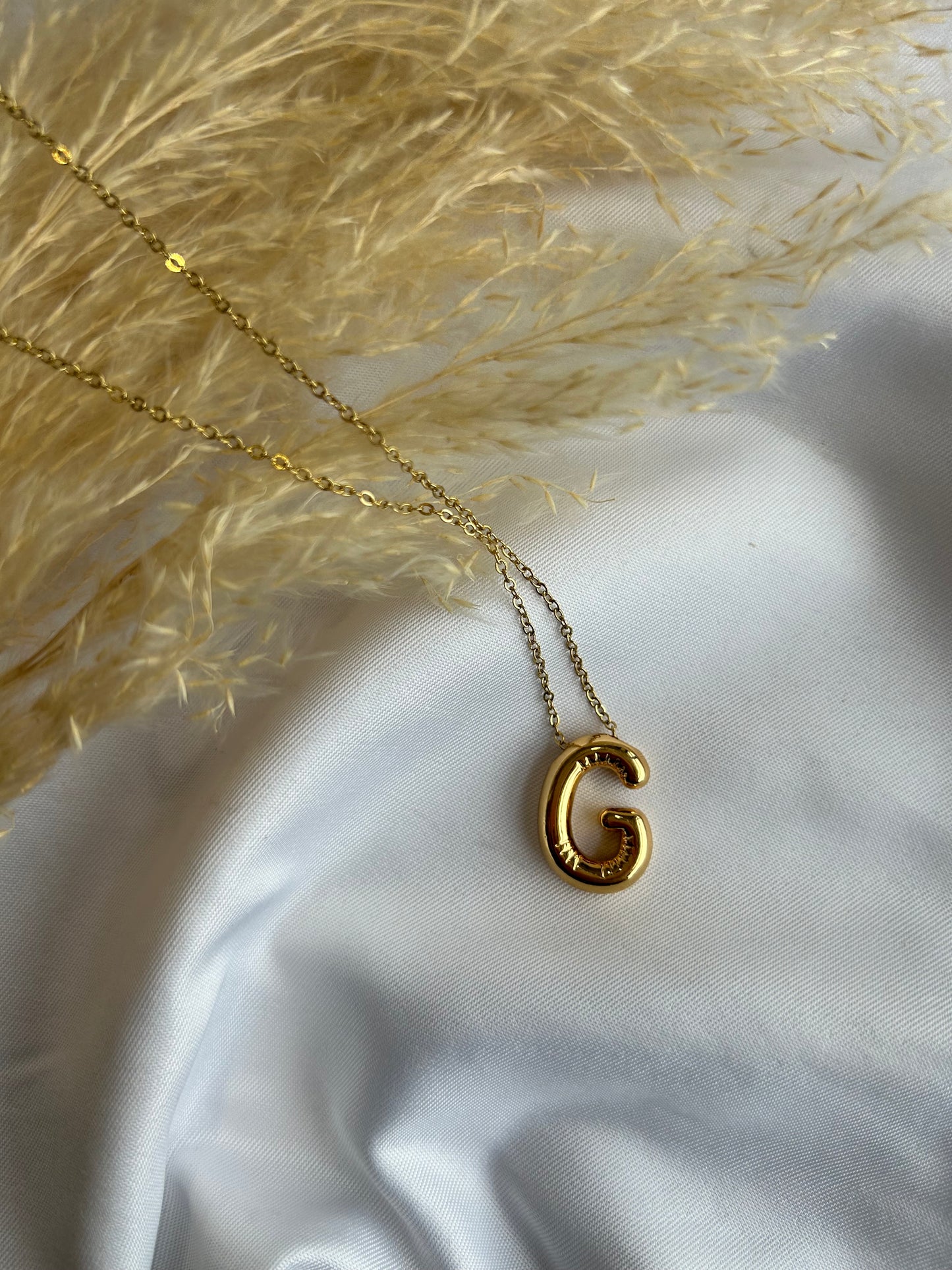 BUBBLE INITIAL NECKLACE (GOLD)