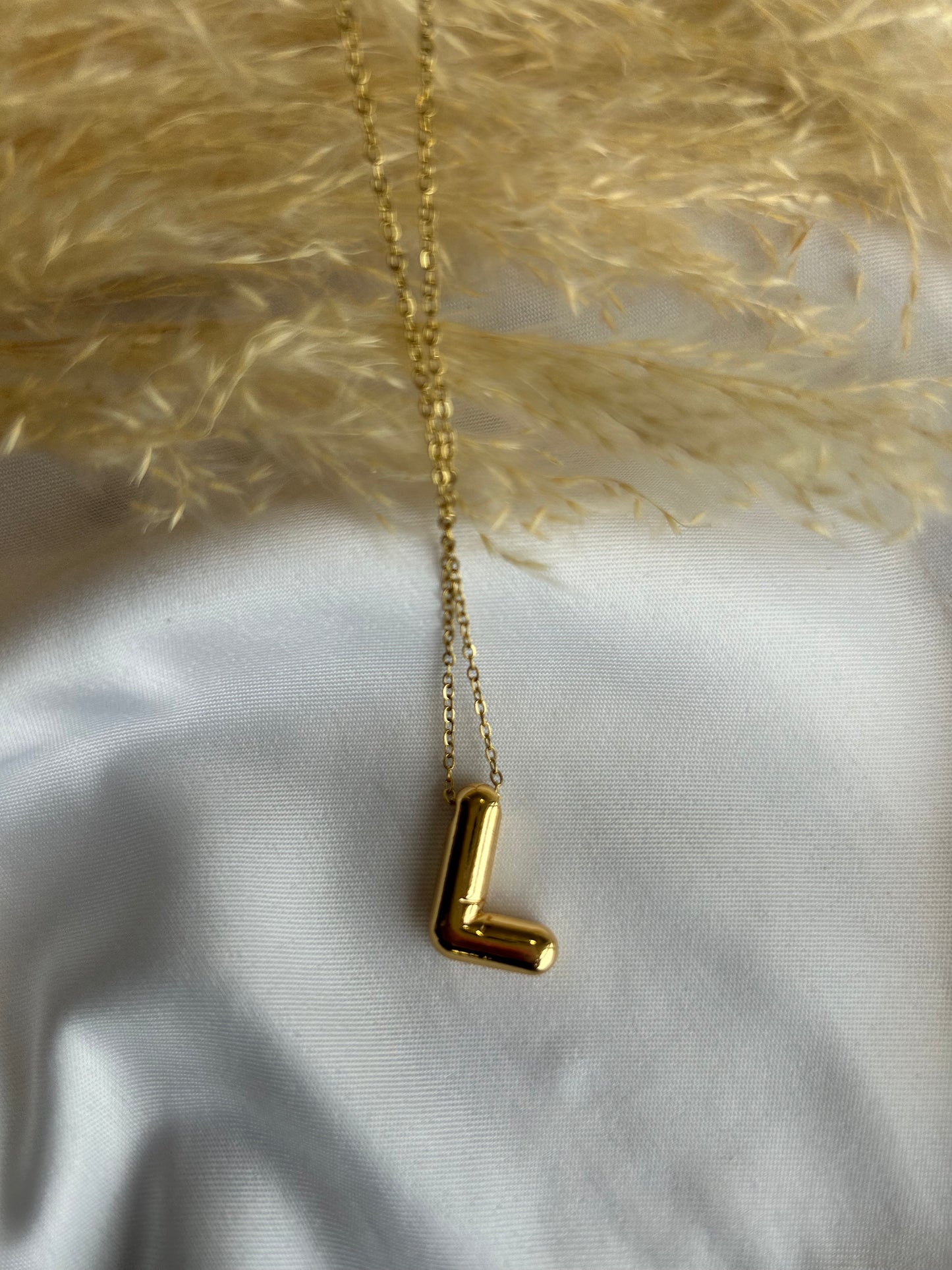 BUBBLE INITIAL NECKLACE (GOLD)