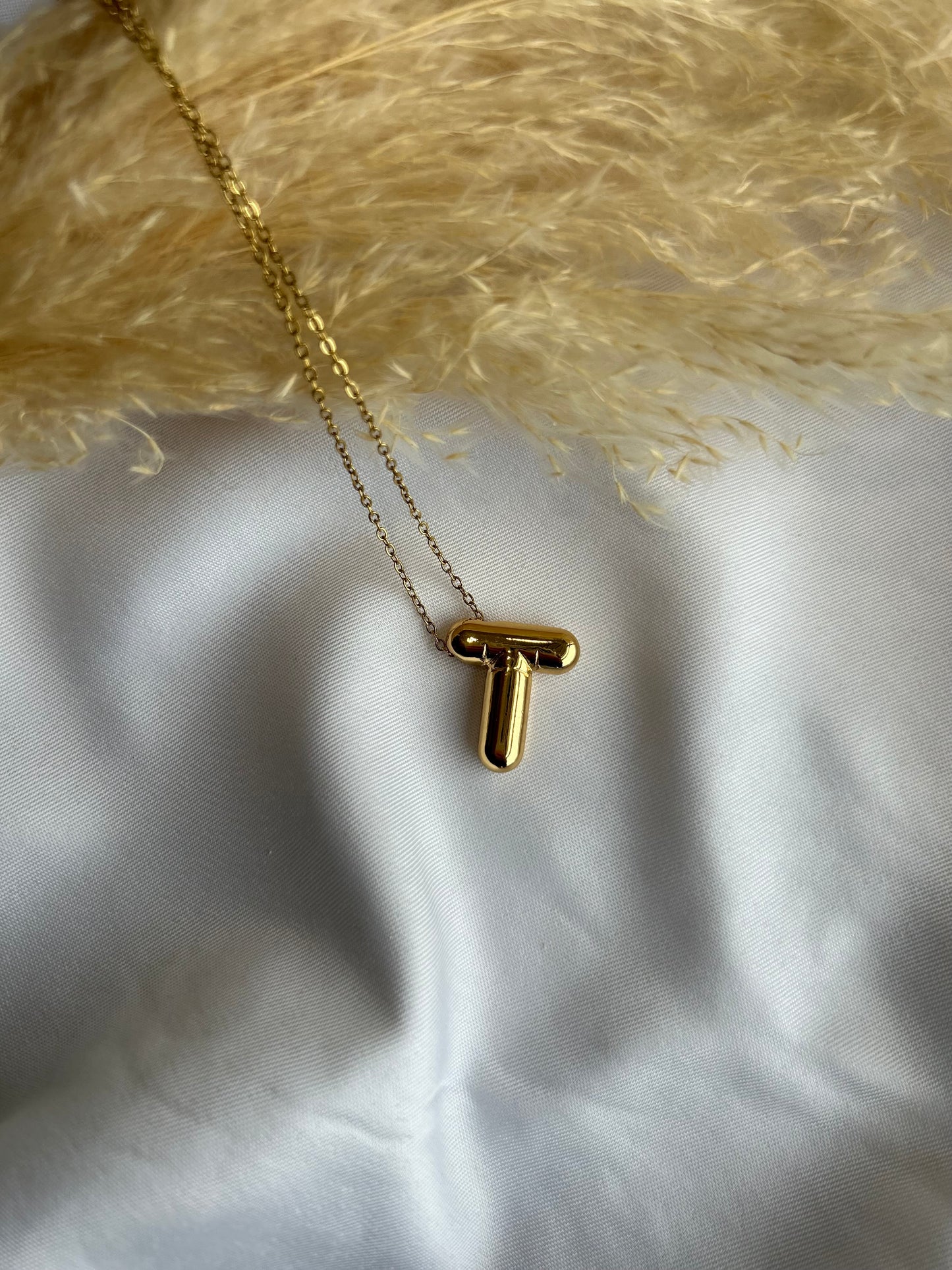 BUBBLE INITIAL NECKLACE (GOLD)