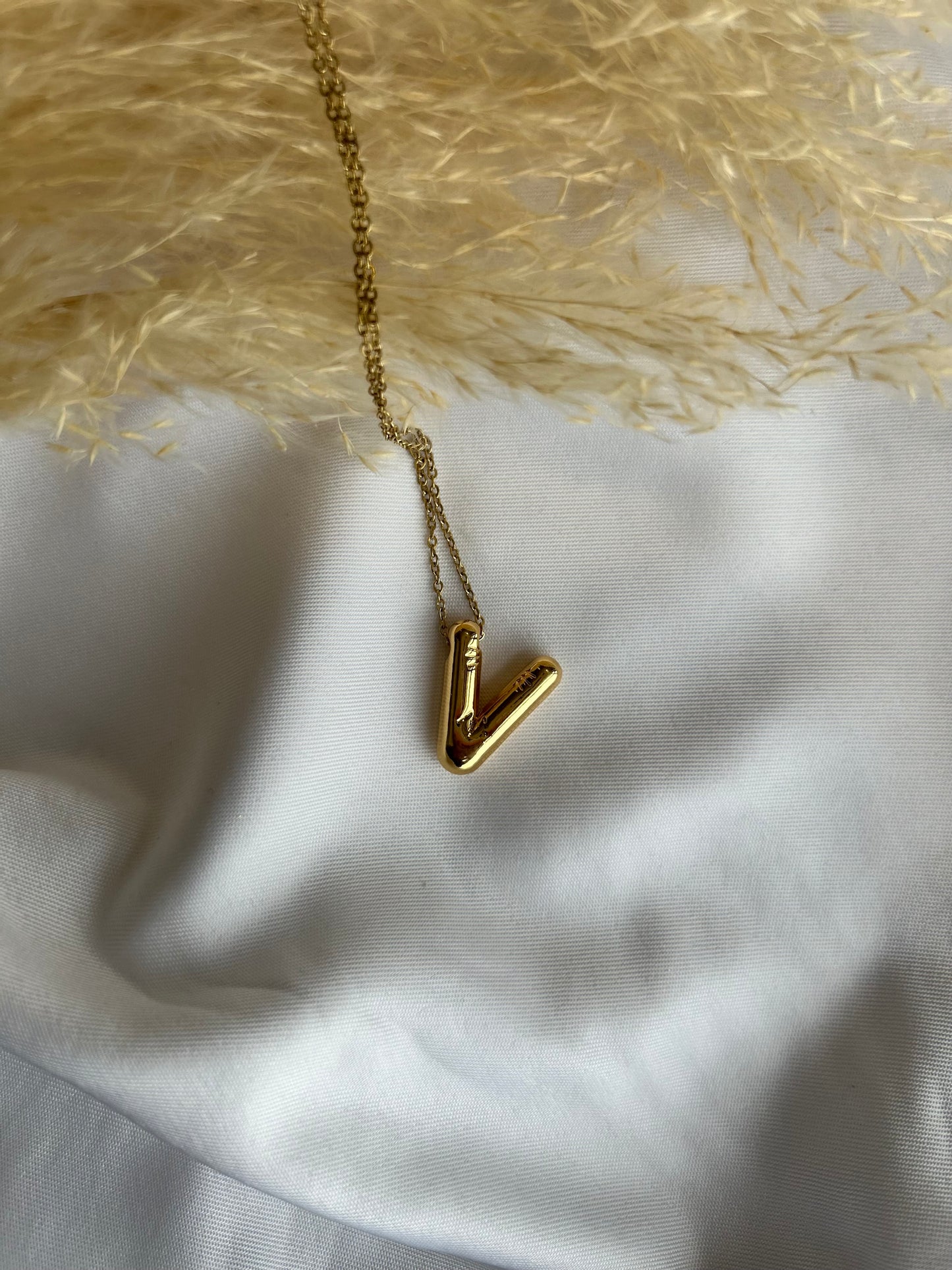 BUBBLE INITIAL NECKLACE (GOLD)