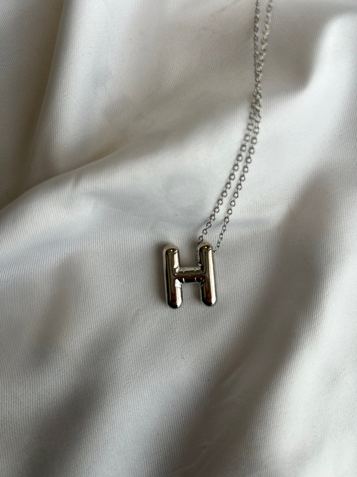 BUBBLE INITIAL NECKLACE (SILVER)
