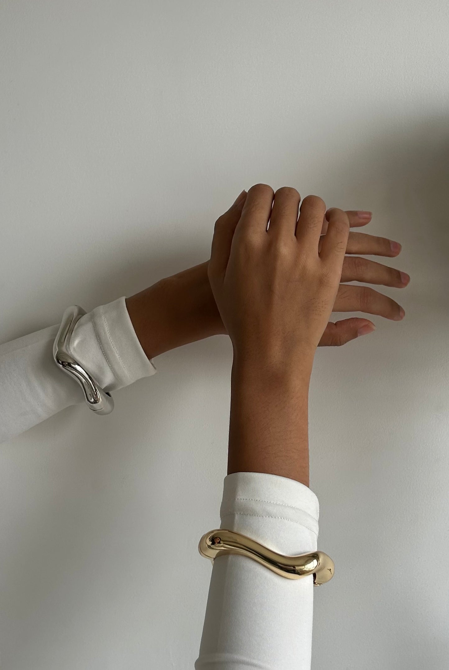 VINTAGE ASYMMETRICAL BANGLE