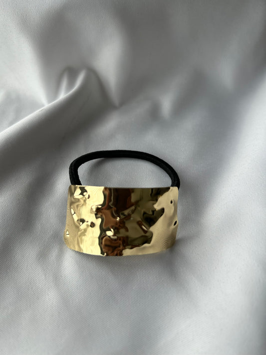 HAMMERED HAIR CUFF