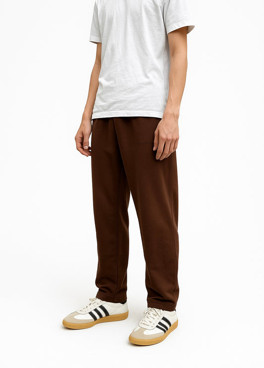 BROWN SWEATPANTS