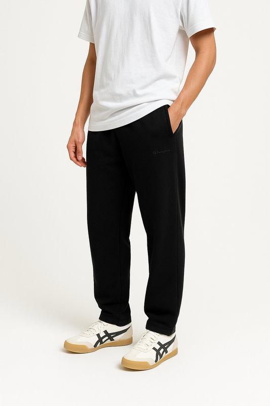 BLACK SWEATPANTS