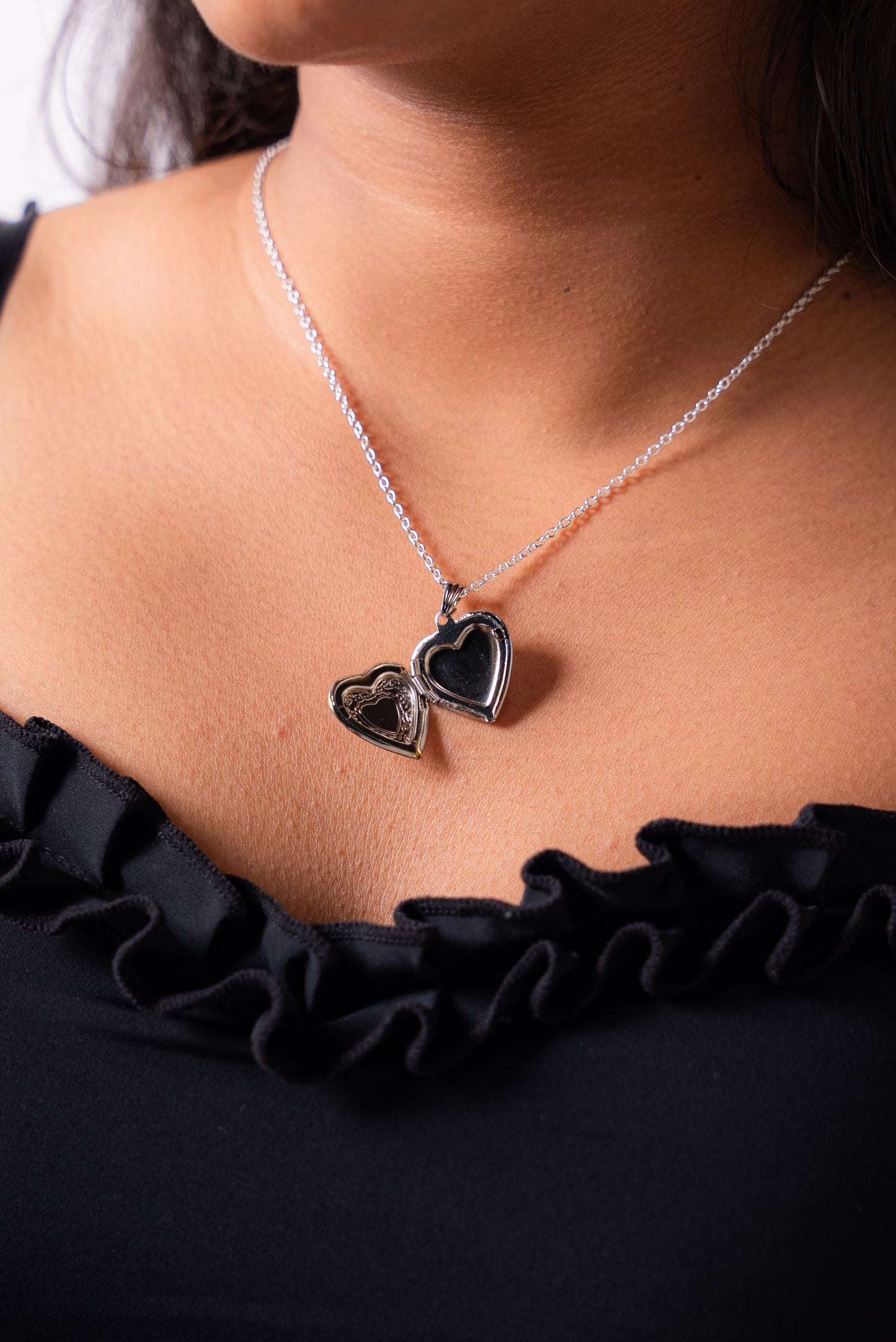 SILVER HEART LOCKET