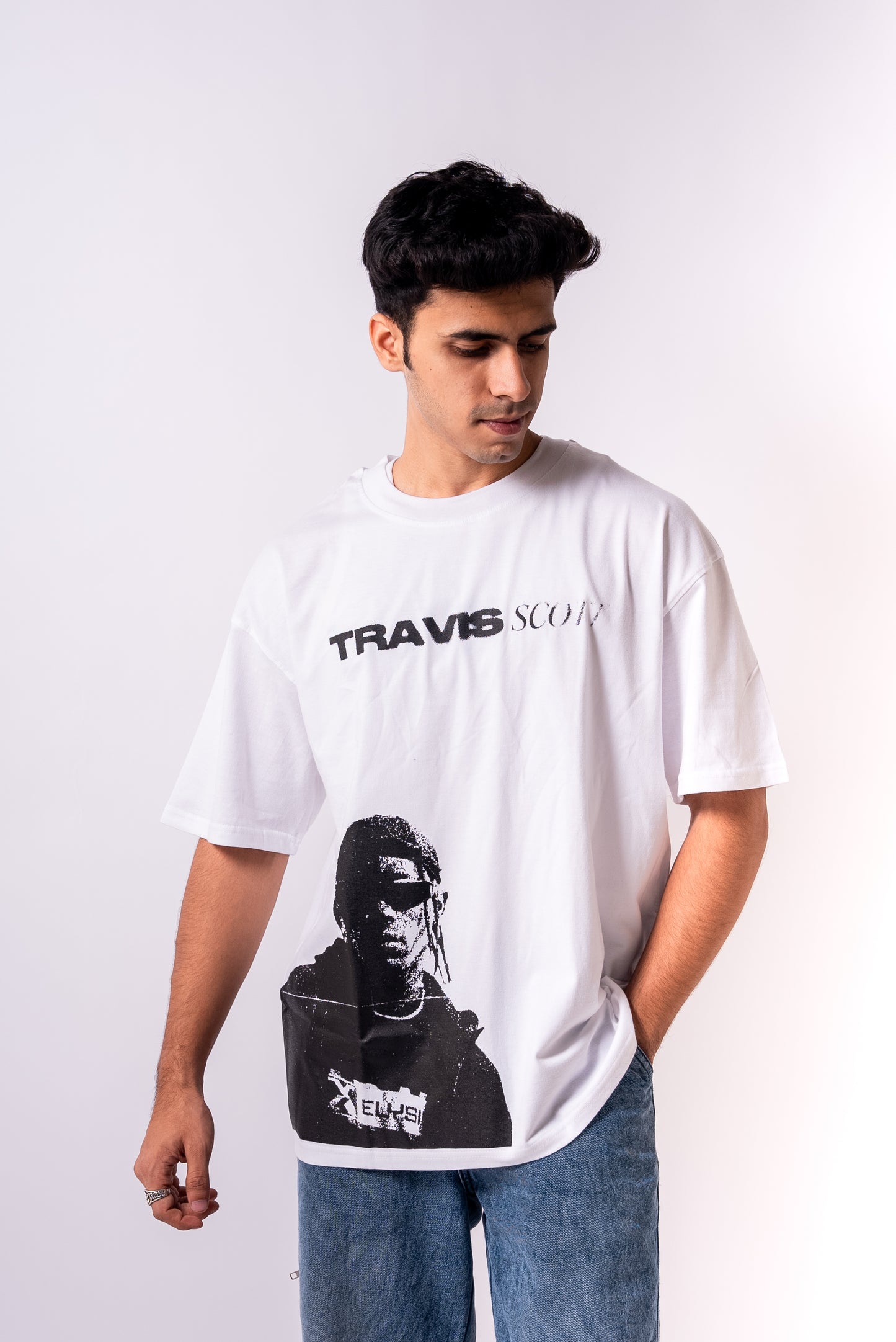 TRAVIS TEE