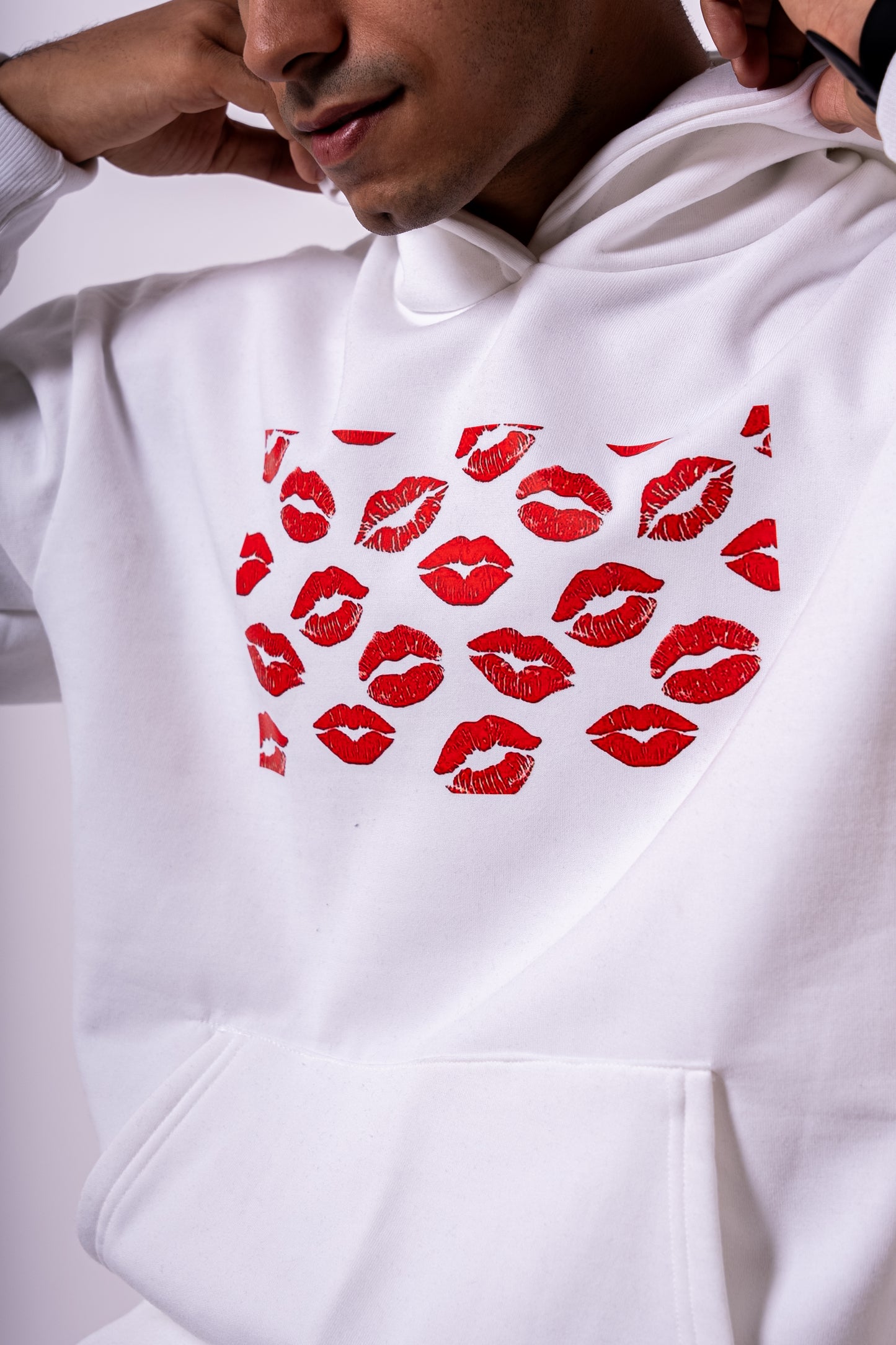 WHITE KISS HOODIE